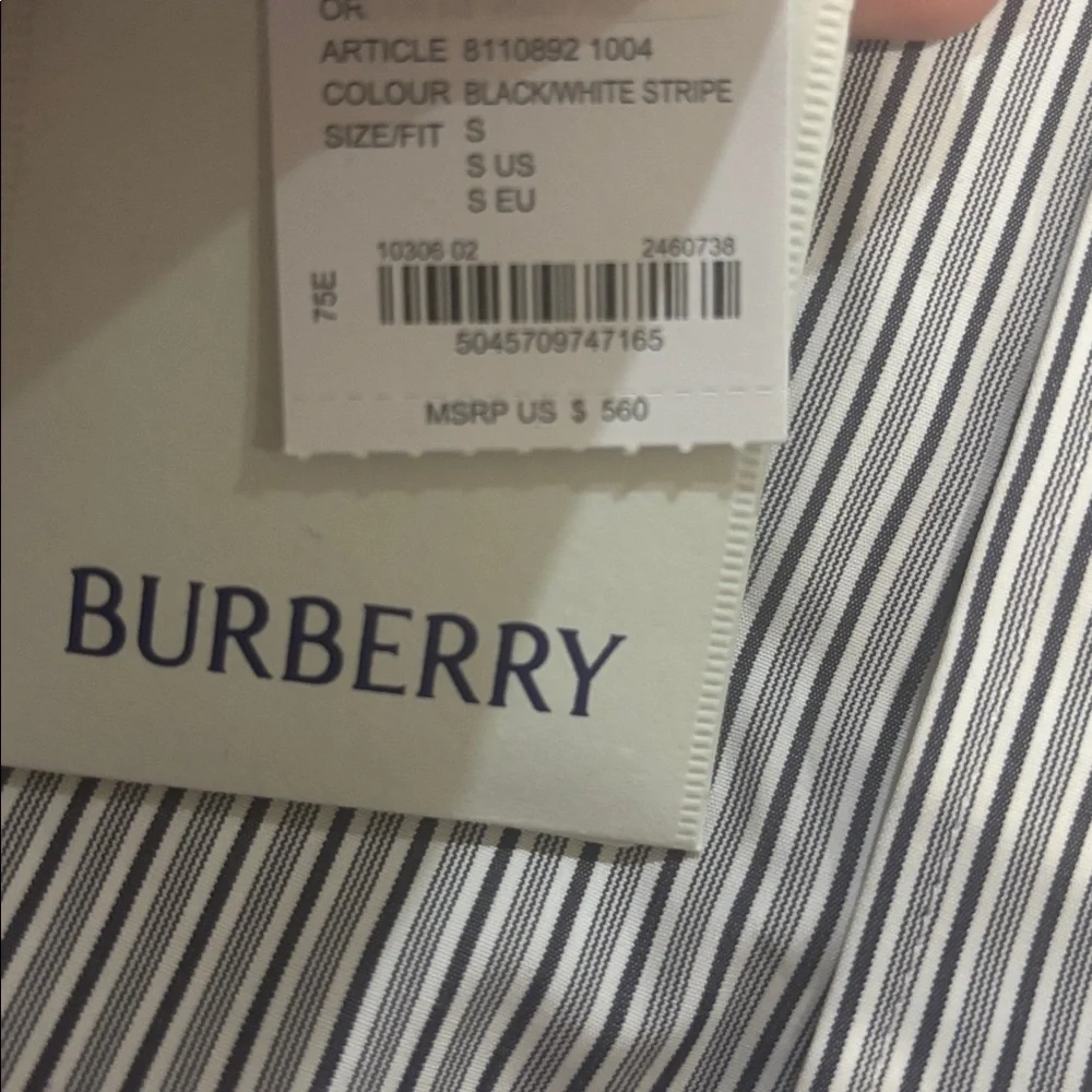 Men Burberry Polo - Picture 4 of 4